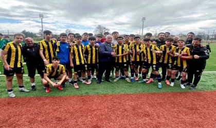 Talas Belediyespor, U-18 Türkiye Şampiyonası’nda yarı finalde