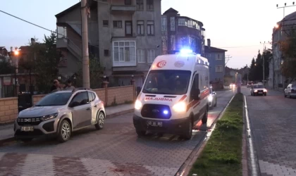 Tavşanlı’da otomobil ile motosiklet çarpıştı: 2 yaralı