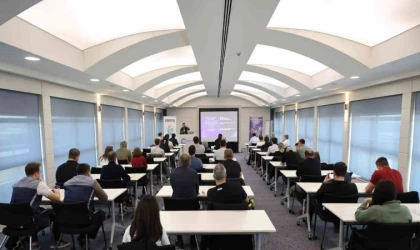 Tekirdağ’da fabrika çalışanlarına bilişim ve sosyal medya eğitimi verildi