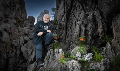 Ters laleleri görmek için 850 kilometre yol geldi