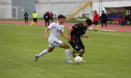 TFF 2. Lig: Isparta 32 Spor: 1 - Altay: 2