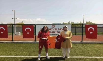 UEFA Kadınlar Şampiyonlar Ligi’nde gruplara kalmayı başaran Galatasaray U-17 Kadın Futbol Takımı Gölpazarı’nda kampa girdi