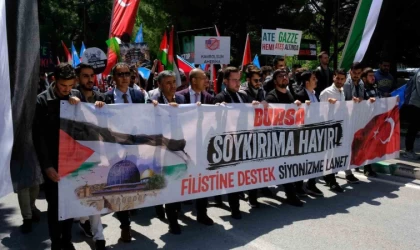 Uludağ Üniversite öğrencilerinden vicdan nöbeti: Zulme karşı sessiz kalmıyoruz