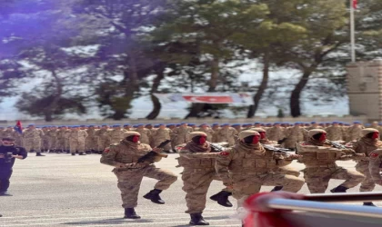 Uzman Erbaşların Kırkağaç’ta mezuniyet coşkusu