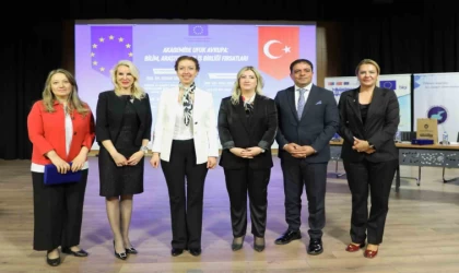 Van AB Bilgi Merkezi, YYÜ’de ’AB Desteklerini’ anlattı