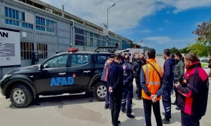 Yalova’da bir firmada yere dökülen kimyasal madde imha edildi