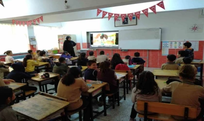 Yeşilay’dan 700 öğrenciye eğitim