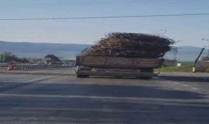 Yürekleri ağza getiren hurda yüklü tırın sürücüsüne ceza