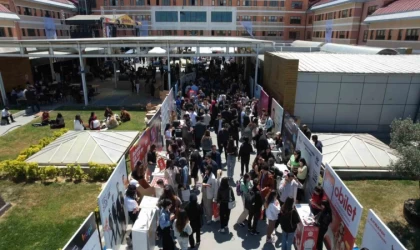 100’den fazla sektör, Kariyer Günleri’nde gençlerle bir arada