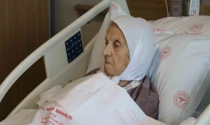 104 yaşındaki hasta, kalp ameliyatıyla sağlığına kavuştu