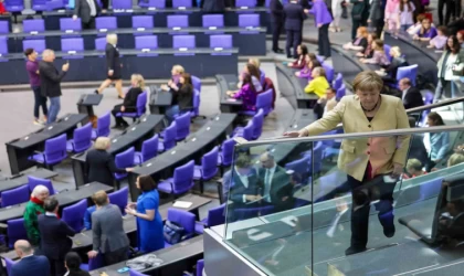 Almanya’da ilk: Friedrich Merz ilk turda başbakan seçilemedi