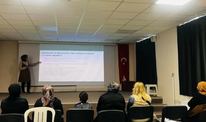 Altıntaş’ta okul aile birliği üyelerine seminer