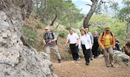 Antalya’nın tarihi yürüyüş rotaları yenileniyor