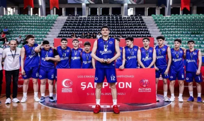 Bahçeşehir Koleji, U16’da zirvede