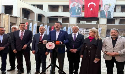 Bakan Kurum, Malatya’da Bakırcılar Çarşısı şantiyesini ziyaret etti: ”Yıl sonuna kadar 453 bin yeni konut ve iş yerini teslim edeceğiz”