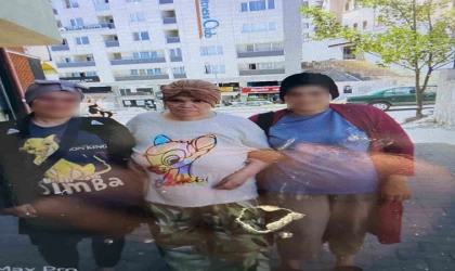 Balkondan düşen kadın hayatını kaybetti