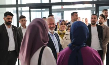 Başkan Çolakbayrakdar: ”Kendi öz kaynaklarıyla Türkiye’de sayılı, vizyonuyla öncü bir belediyeyiz”