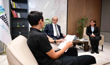 Başkan Geçit: ”Hayatımın merkezinde çalışmak var”