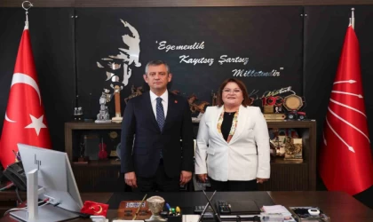 Başkan Gençay’dan CHP Genel Başkanı Özel ile görüştü