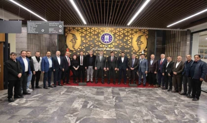 Başkan Kahveci’den özel halk otobüsçülerine teşekkür