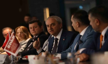 Başkan Kocagöz’den iş insanlarına ’Kepez’i birlikte yönetelim’ çağrısı