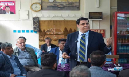 Başkan Yılmaz, Karşıyaka’da esnaf ve vatandaşlarla bir araya geldi