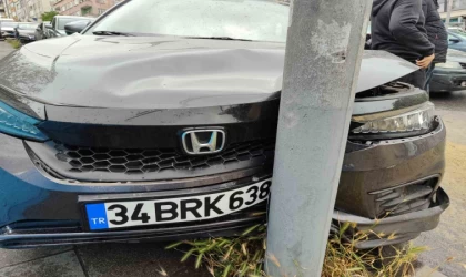 Bayrampaşa’da yokuş aşağı kayan kepçe ortaklığı birbirine kattı