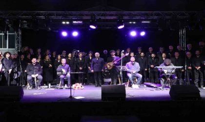 BEUN’da ”Akademinin Sesi Korosu” ile ömürlük şarkılar seslendirildi