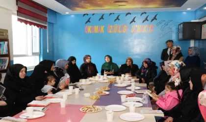 Bu defa veliler kitap okudu