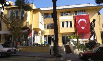 Buldan Belediyesi satmaya devam ediyor