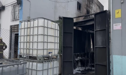 Bursa’da iki fabrikayı etkileyen yangın tamamen söndürüldü
