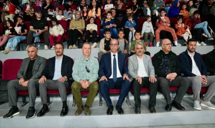 Cambaz Mithat ‘Yetenek Sirkiniz’ gösterisi renkli ve heyecanlı anlara sahne oldu