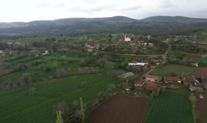 Caminin tamamlanması için arsasını bağışladı