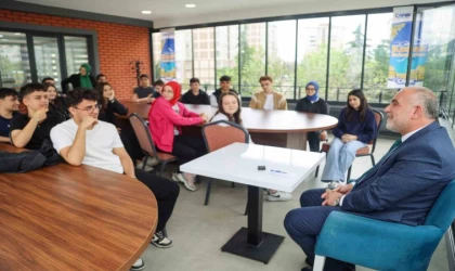 Canik’te ”Kütüphanede Kuşak Buluşmaları”