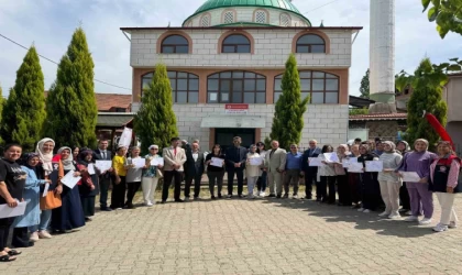 Çaycuma’da 35 kadın seracılık belgesi aldı