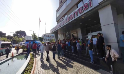 CHP’li Narlıdere Belediyesinde işçiler greve gidiyor