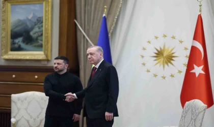 Cumhurbaşkanı Erdoğan, Ukrayna Devlet Başkanı Zelenskiy ile görüştü