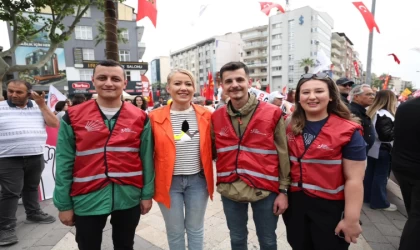 Denizli’de 1 Mayıs İşçi Bayramı yağış altında kutlandı