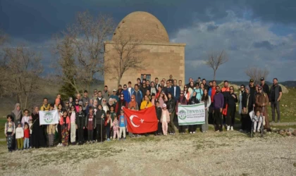 Develi Dağcılık ve Kayak Kulübü’nden ‘Hıdırellez’ yürüyüşü