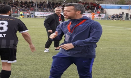 Develigücü’nde Turgut Altınkapı ile yollar ayrıldı