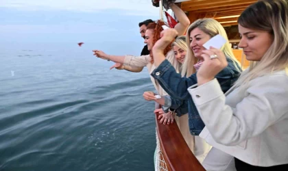 Dilekler Akdeniz’in maviliklerine uğurlandı