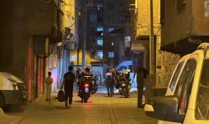Diyarbakır’da ‘Narko-Hançer’ operasyonunda 6 aranan şahıs yakalandı, çok sayıda uyuşturucu ele geçirildi