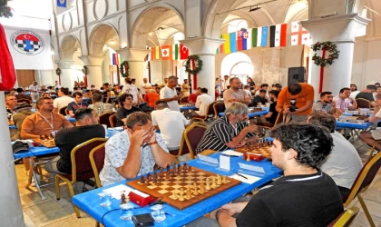 Dünyaca ünlü satranç ustaları Çeşme’de buluşacak