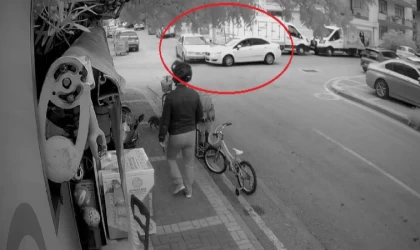 ’Dur’ tabelasını kapatan kamyonet kazaya neden oldu