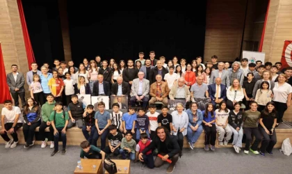 Efsaneler genç atletlerle buluştu