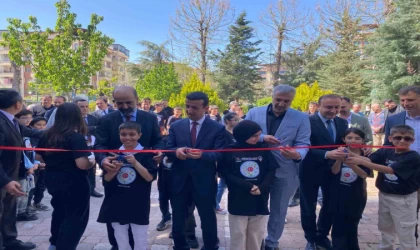 Elazığ’da Bilim ve Sanat Merkezindeki fuara yoğun ilgi