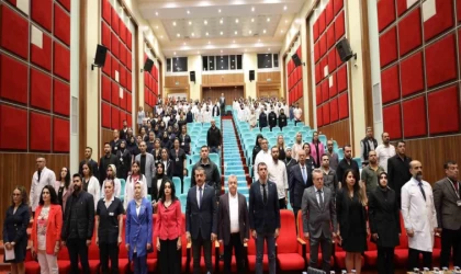 Elazığ’da hemşireler ve ebeler günü kutlandı