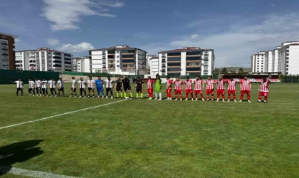 Elazığ’da Siverek Belediyespor penaltılarla turladı