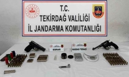 Elbise dolabı uyuşturucu serası çıktı