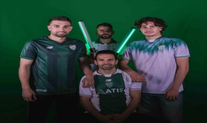 Enes Çelik: ”Önce formalar, sonra transferler”